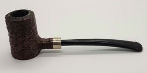 Peterson “Tankard” Tobacco Pipe. Beautiful briar wood piece made in Ireland. Measures 5.5” long and the bowl is 1 3/4” high.