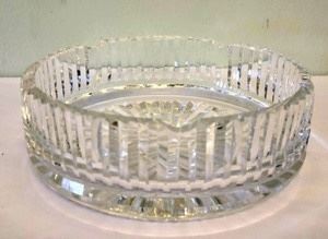 Waterford Crystal Ashtray. Beautiful piece is in excellent condition. Measures 7" in diameter and 2.5" high.
