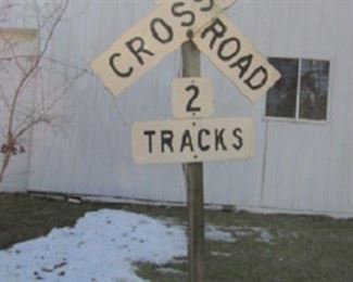 RR Crossing sign..