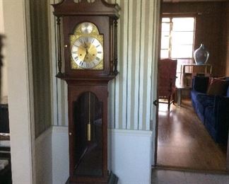 grandfather clock  needs love