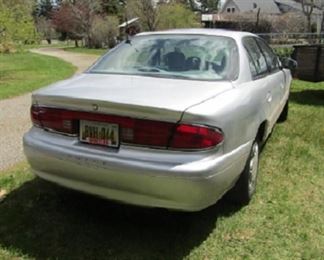 2001 Buick Century, 4 Dr, 6 cyl, 78,000 (approx. miles) one owner, Clean Title, no insurance, expired plates, selling as is for cash only. $2,550.00