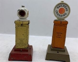 Vintage Lionel Flashing Signals