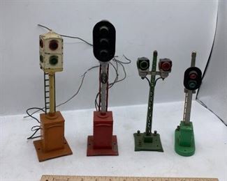 Vintage Lionel Signals