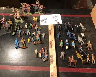 Vintage Swoppet 15th Century Knights and Assorted Figurines for Model Railroad