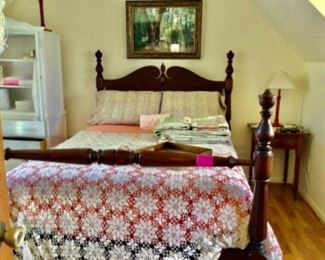 Antique Double bed, gorgeous coverlet 