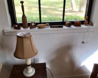 Wood items, onyx/alabaster lamps x4