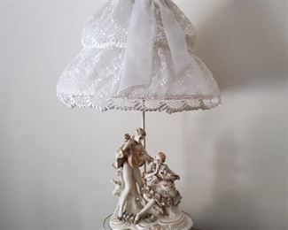 Vintage Capodimonte Porcelain Lamp