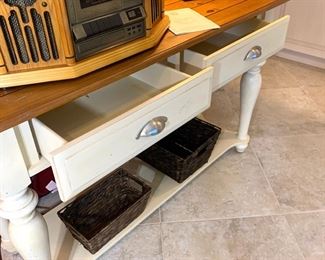 Liberty Furniture 2 Drawer Sofa/Console Table 50" x 18" x 30"