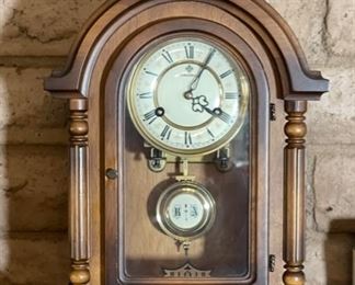 Schmeckenbecher Clock 18x11x5.5in HxWxD