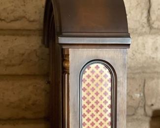 Schmeckenbecher Clock 18x11x5.5in HxWxD