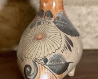 Mexican Hand Painted Pottery Bird 5x5x3.5in HxWxD