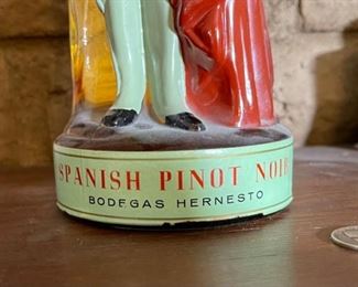 Spanish Pinot Noir Matador Decanter Bodegas Hernesto 12in H