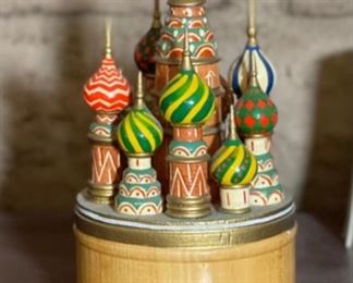 Wood Model Russian Onion Dome 6.5in H