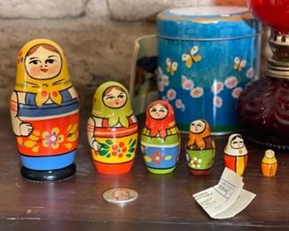6pc Russian Nesting Dolls 4in H