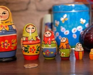 6pc Russian Nesting Dolls 4in H