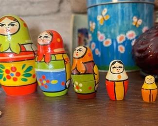 6pc Russian Nesting Dolls 4in H