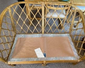 Universal Rattan Vintage Loveseat 33 x 59 x 33 HxWxD