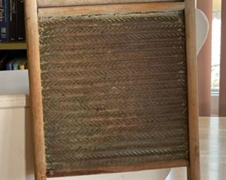 Antique Washboard Lg 24x12.5x2.5in HxWxD