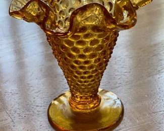 Hobnail Trumpet Vase Fenton Yellow 4in H x 4in Diameter