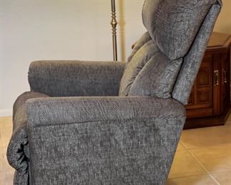 La-Z-Boy Green/Grey Fabric Recliner 40x33x34in HxWxD