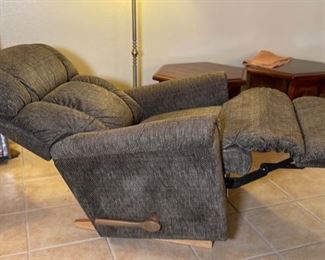 La-Z-Boy Green/Grey Fabric Recliner 40x33x34in HxWxD
