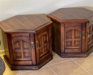 2pc Vintage Hexagon End Tables PAIR 20x24x27in HxWxD