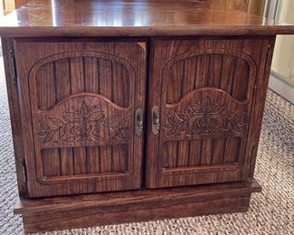 Vintage End Table Cabinet 19x23.5x23.5in HxWxD