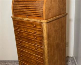 Stanley Furniture Roll Top Dresser Jewelry Cabinet 55x22.25x19in