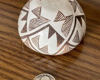 Acoma NM Pottery Pot Native American 2in H x 3.25in Diameter