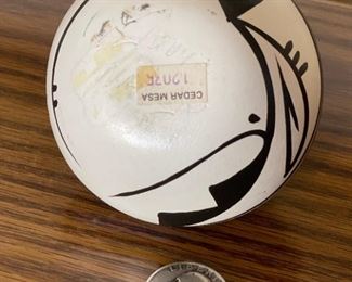 Cedar Mesa Pottery Pot Native American 3in H x 3.25in Diameter