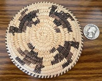Papago Mini Coil Basket Pictorial Birds Tohono O'odham 4.5 in diameter