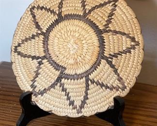 Papago Coil Basket 8 Point Tohono O'odham Native American 7in Diameter
