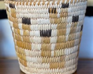 Papago Coil Basket Saguaro Pictorial Tohono O'odham Native American 8in H x 9.35in Diameter