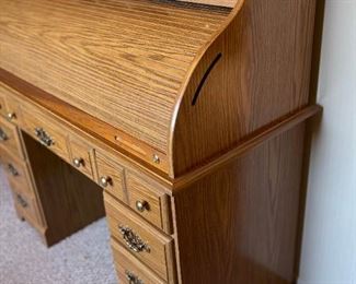 Faux Walnut Roll Top Desk 47x50x23in HxWxD