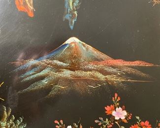 Japanese Hand Painted MOP Inlay Coffee Table 13in H x 37.5in Diameter of