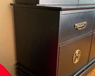 VIntage Black Asian China Cabinet Hutch Norman Fox Macgregor For Sam Belz Chinoiserie 75x61x20in HxWxD