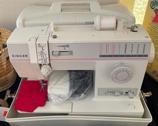Singer 9005 Sewing Machine