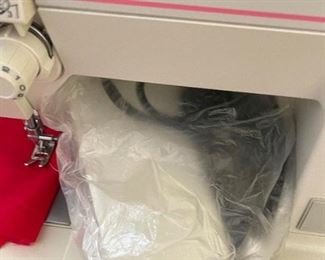 Singer 9005 Sewing Machine