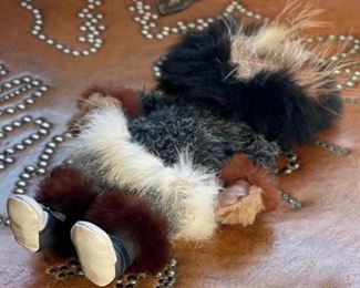 Inuit Eskimo Ookpik Man Happy Valley LABRADOR sealskin 10in Long