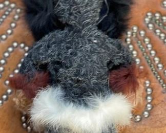 Inuit Eskimo Ookpik Man Happy Valley LABRADOR sealskin 10in Long