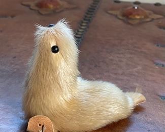 Inuit Eskimo Ookpik Seal Happy Valley LABRADOR sealskin 3in