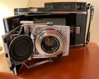 Polaroid 110a Vintage Land Camera