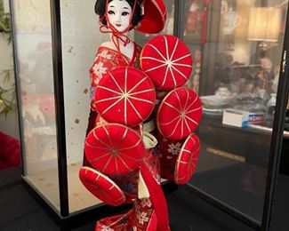 Vintage Nishi Oyama Doll In Case Nanamaigasa Scene From Japanese Drama Dohjohji