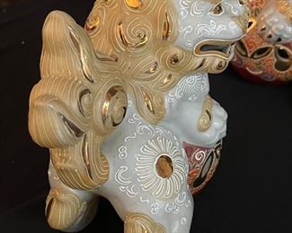 Vintage Chinese Asian FOO DOG PAIR,Signed, Porcelain/Pottery, Feng Shui, 8.5in. Tall