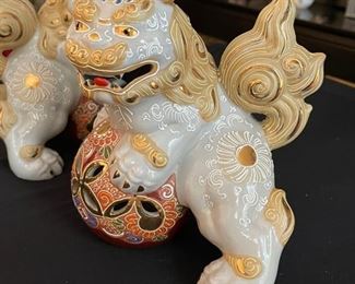 Vintage Chinese Asian FOO DOG PAIR,Signed, Porcelain/Pottery, Feng Shui, 8.5in. Tall