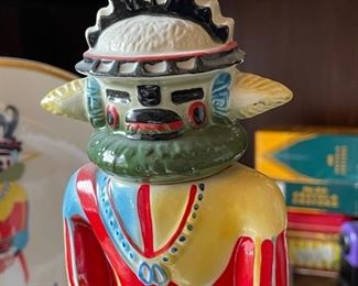 “VINTAGE” Ezra Brooks The Antelope 1974 Whiskey Decanter and Plate