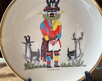 “VINTAGE” Ezra Brooks The Antelope 1974 Whiskey Decanter and Plate