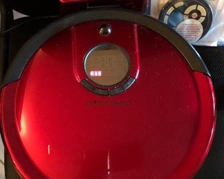 Robot ‘Bob’ Carpet + Tile Sweeper