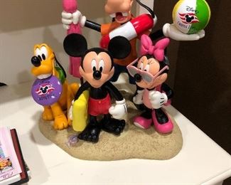 Cruise line Mickey gang