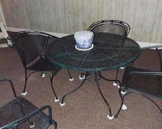 Nice wrought iron patio table